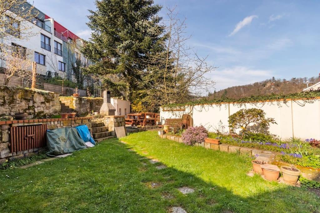 Apartman Vishegrad Lejlighed Karlsbad Eksteriør billede
